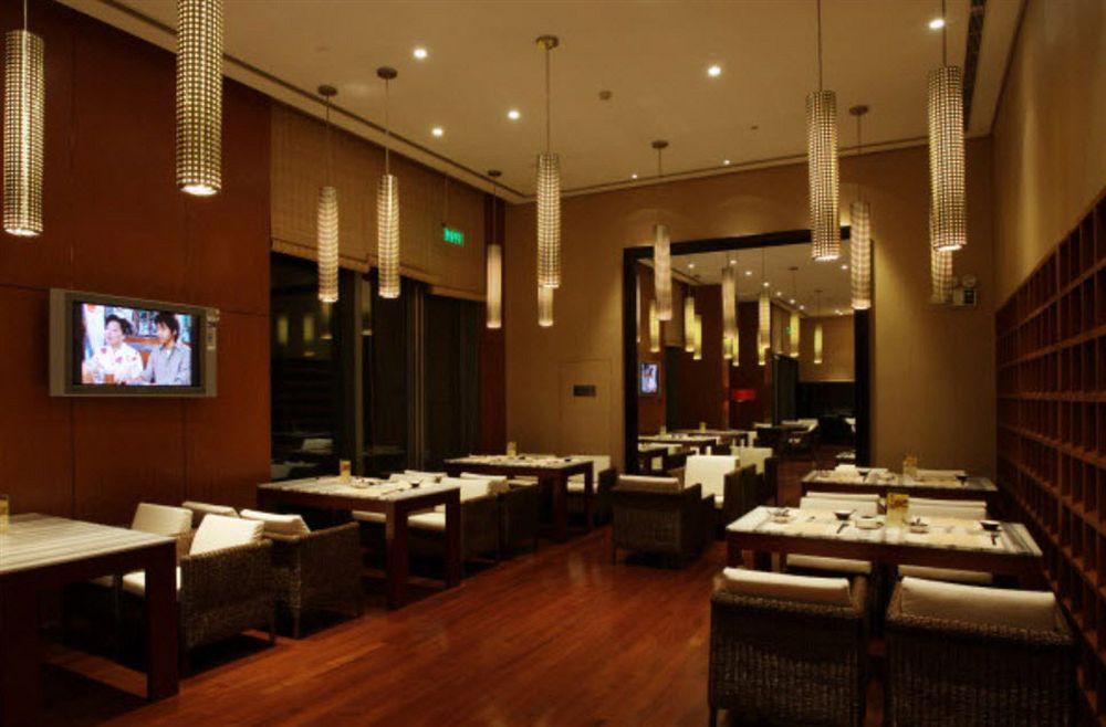 Howard Johnson Plaza Lingang Shanghai Nanhui Dış mekan fotoğraf