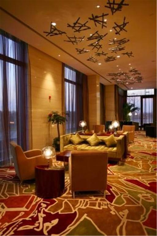Howard Johnson Plaza Lingang Shanghai Nanhui Dış mekan fotoğraf